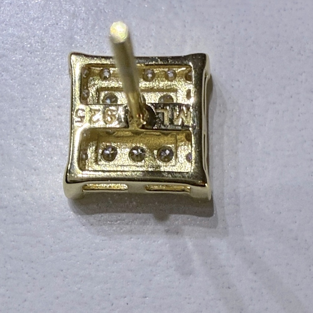 Gold Moissanite 925 silver Square Stud Earrings - Picture 4 of 6